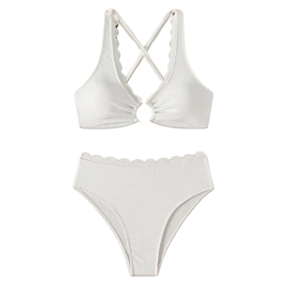 NWT High Waisted White Scalloped Bikini Set Size Medium